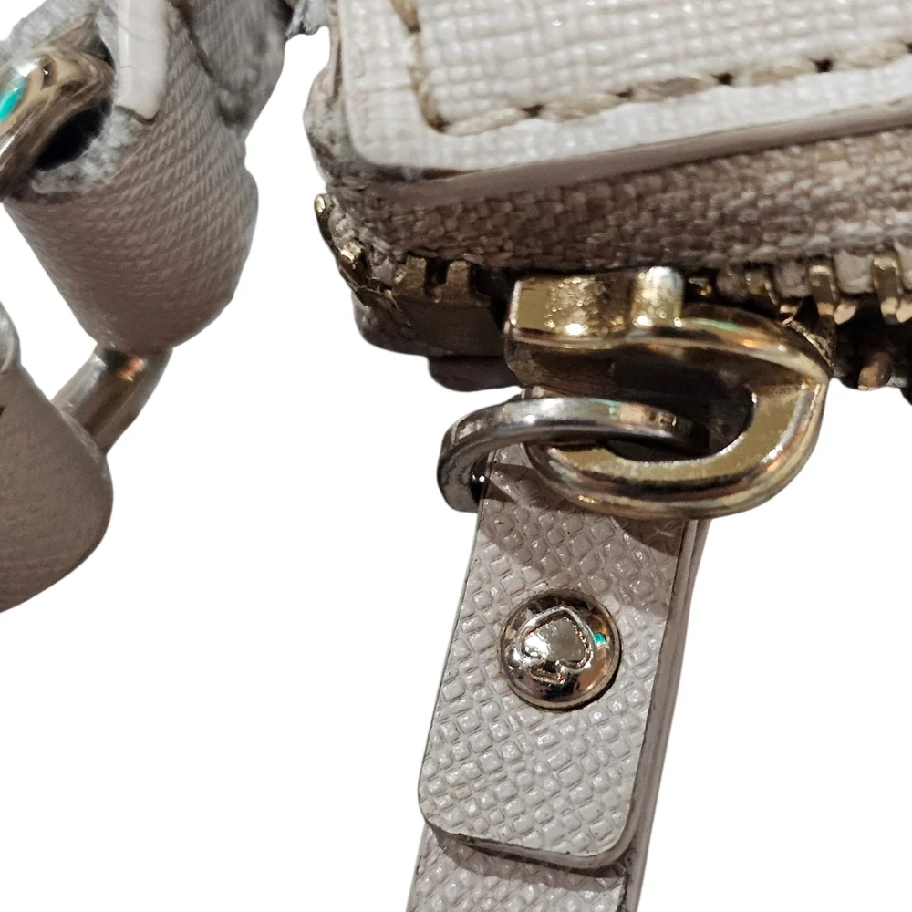 Kate Spade Storybook Fairmount Square Carolyn Crossbody Purse. In Used Condition - Picture 5 of 9